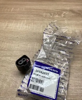 Volvo V50 Plug wire 30682802 42123800