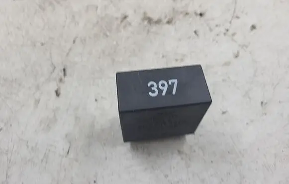 Audi A4 S4 B5 8D Other relay 8D0907701A