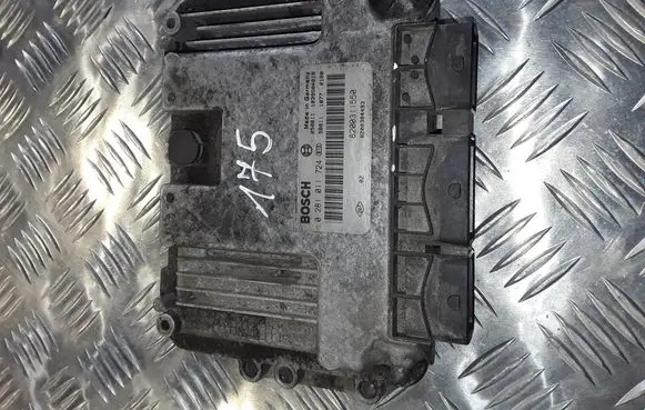 Renault Espace - Grand espace IV Engine control unit/module 0281011724 8200311550 8200384493