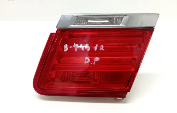 BMW 7 F01 F02 F03 F04 Tailgate rear/tail lights 7182206