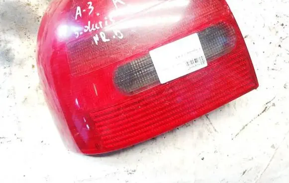 Skoda Fabia Mk1 (6Y) Rear/tail lights 6y6945095b 6y6945111b