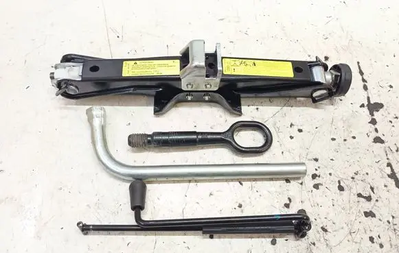 Audi A5 8T 8F Tool set 8K0011031G 8K0805615 8N0012219