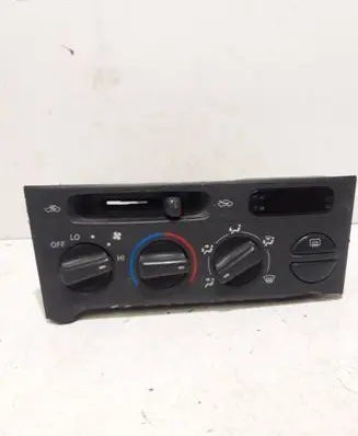 Toyota Corolla E110 Climate control unit