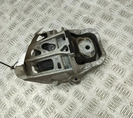 Audi A4 Allroad B9 Engine mount bracket 782215147919 782215147918