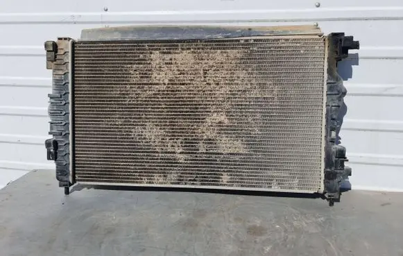 Opel Astra J Coolant radiator 13267662 2974B 8135