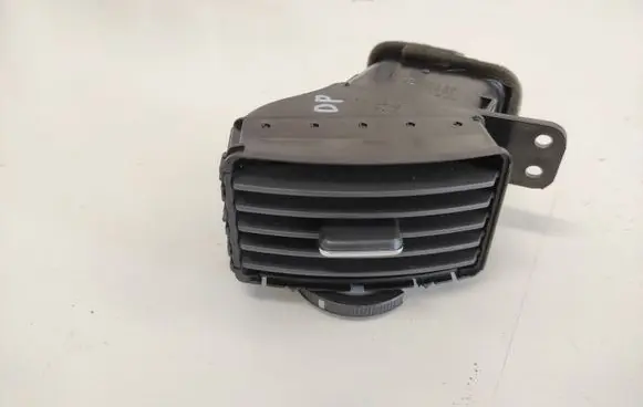Toyota Corolla Verso AR10 Dashboard side air vent grill/cover trim 5566064010 6556424010