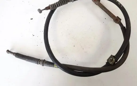 Handbrake/parking brake wiring cable