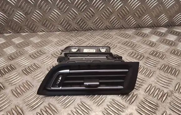 Peugeot 308 Dashboard side air vent grill/cover trim 96778766 1303823X