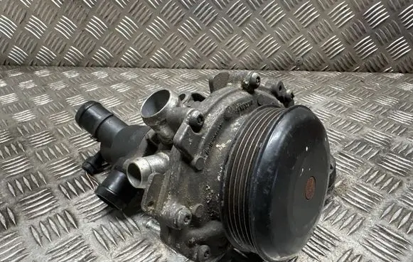 Mercedes-Benz A W176 Water pump A6512000501 DCZGS007