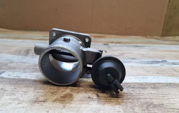 Hyundai Accent Throttle valve 3510027XXX