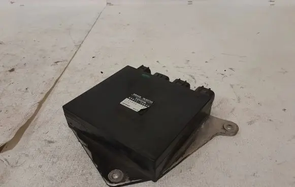Lexus GS 300 350 430 450H Fuel injection control unit/module 8987130030 1310001340