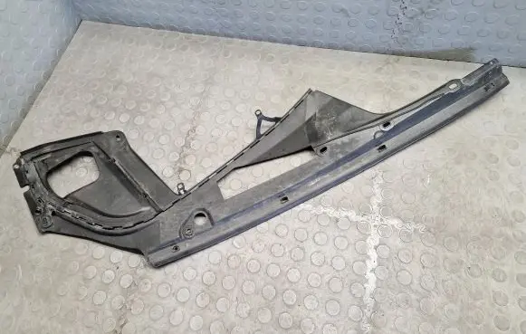 BMW 5 F10 F11 Other engine bay part 7019804
