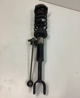 BMW 6 F06 Gran coupe Front shock absorber with coil spring 8680748