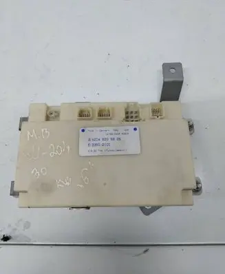 Mercedes-Benz C W204 Keyless (KESSY) go control unit/module A2048205926 33502101 1072810446