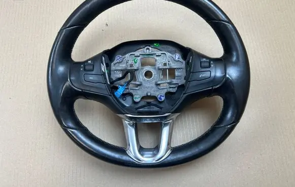 Peugeot 2008 I Steering wheel 98084115ZD