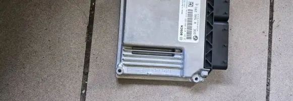BMW 1 E81 E87 Engine control unit/module 0281016068
