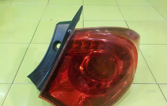 Alfa Romeo Giulietta Rear/tail lights 50513612