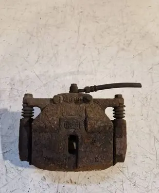 Nissan Qashqai Front brake caliper