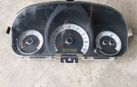 KIA Ceed Speedometer (instrument cluster) 940031H130