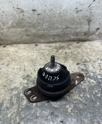 Fiat Scudo Engine mount bracket