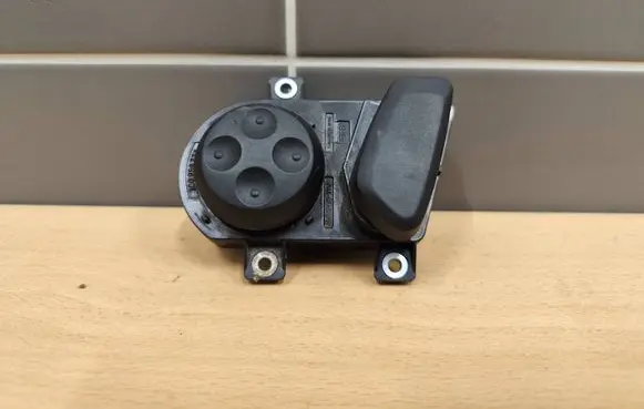Volkswagen PASSAT B6 Seat control switch 3C0959777