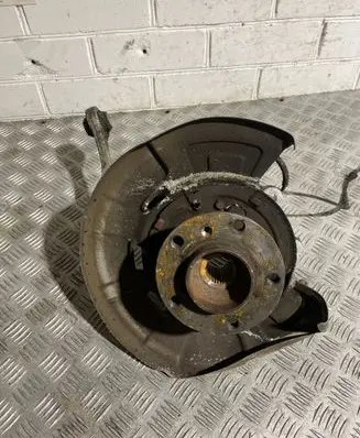 BMW X5 E70 Rear wheel hub spindle/knuckle 