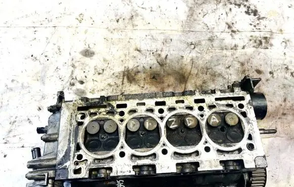 Renault Laguna III Engine head 