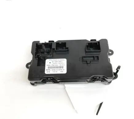 Porsche Taycan 9J1 Climate control unit 9J1907040L