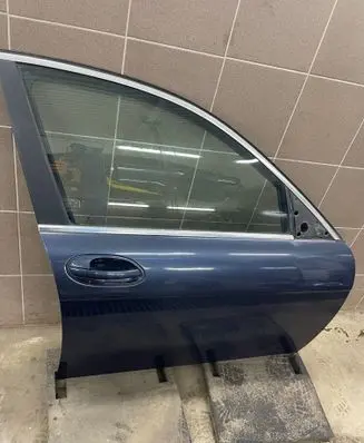 BMW 7 E65 E66 Front door 