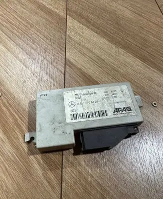 Mercedes-Benz E W211 Other control units/modules A2118708126