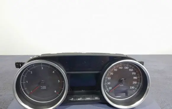 Peugeot 508 RXH Speedometer (instrument cluster) 9822800180