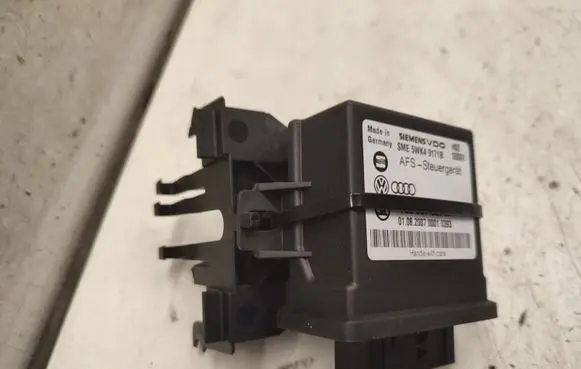 Volkswagen Touareg I Other control units/modules 7L6907357A