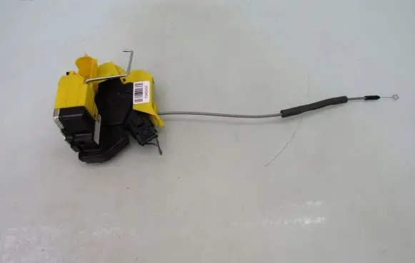 Hyundai Bayon Front door lock 81320Q0100