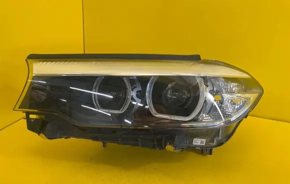 BMW 5 G30 G31 Headlight/headlamp 8499111-01