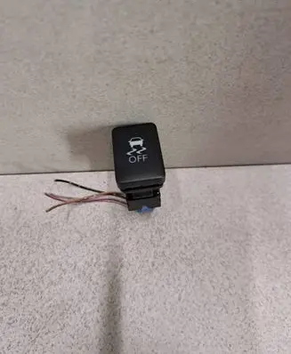 Mitsubishi Outlander ESP (stability program) switch 