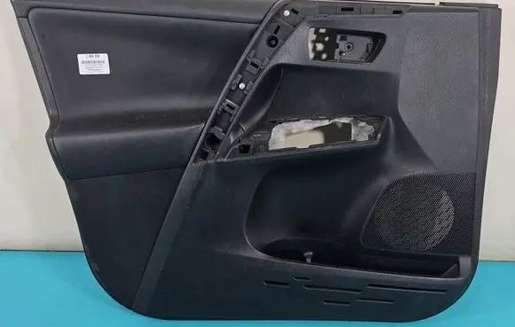 Toyota RAV 4 (XA40) Front door card panel trim IMPRK1484308
