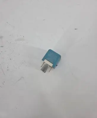 Toyota Yaris Other relay 9098704010