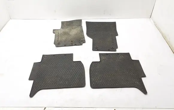Volkswagen Amarok Car floor mat set 2H1061502