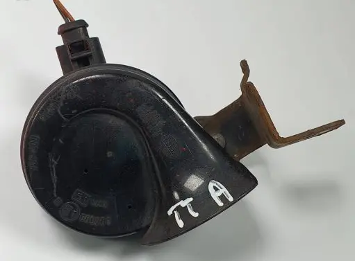 Audi TT Mk1 Horn signal 8N0951221