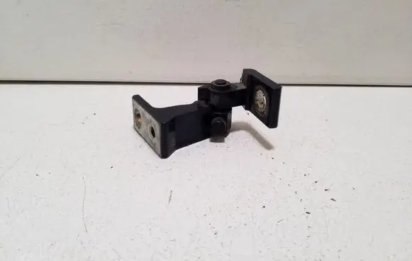 Porsche Cayenne (92A) Front door upper hinge 8K0831402A
