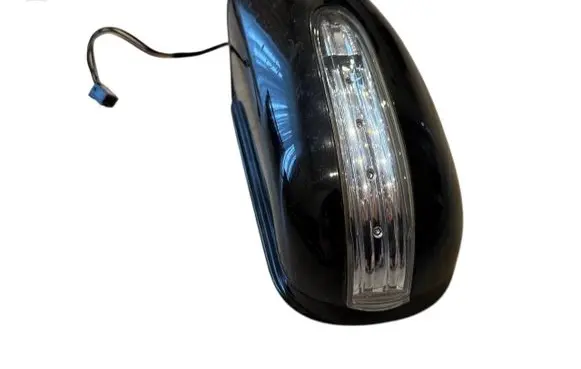 Mercedes-Benz C AMG W203 Front door electric wing mirror 413133417