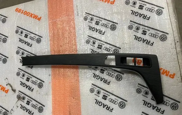 Audi A5 Other center console (tunnel) element 8W1863969C