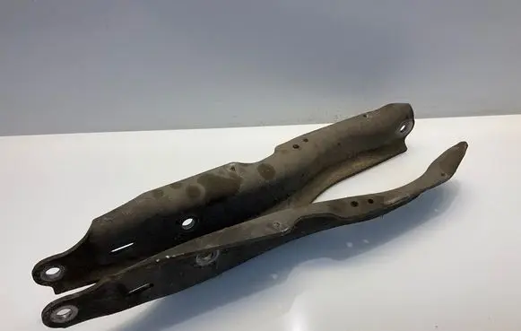 Mercedes-Benz S W221 Rear upper control arm/wishbone A2213520102 2213520102