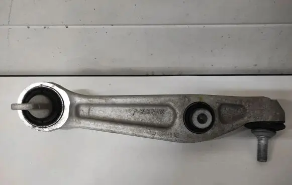 Tesla Model Y Front control arm 118834100C