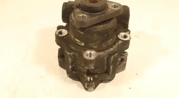 Audi A4 S4 B7 8E 8H Power steering pump 8E0145155N