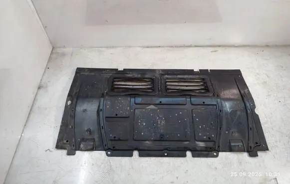 Volkswagen Phaeton Engine splash shield/under tray 3D0825237