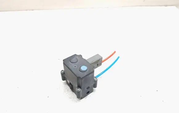 BMW X5 E70 Air suspension valve block 