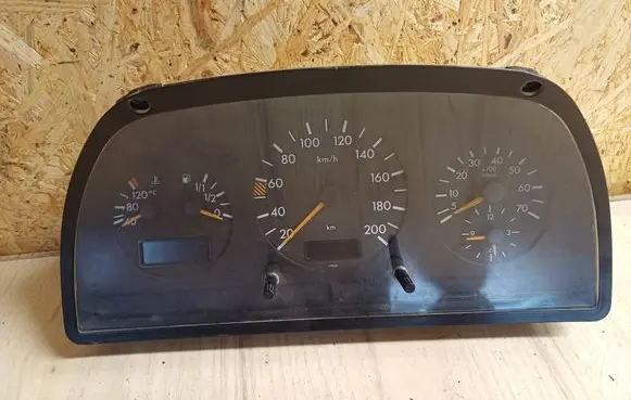 Mercedes-Benz Vito Viano W638 Speedometer (instrument cluster) 0005429601 110008850031