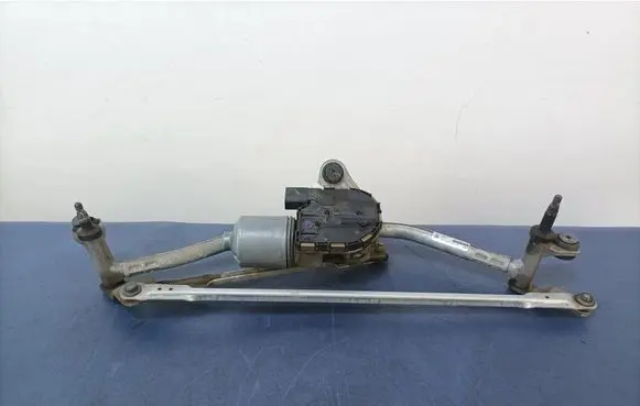 Volkswagen PASSAT B8 Front wiper linkage and motor 3G1955119A