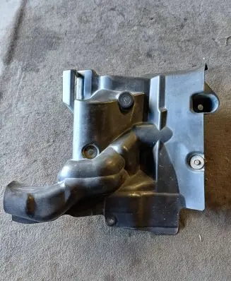 BMW 5 F10 F11 Other engine bay part 7228688 74850610